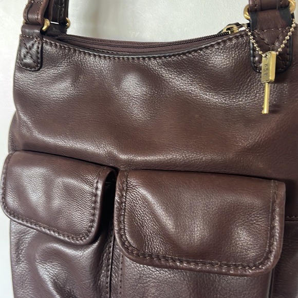 Like new condition Fossil chocolate brown leather shoulder bag - Picture 2 of 7